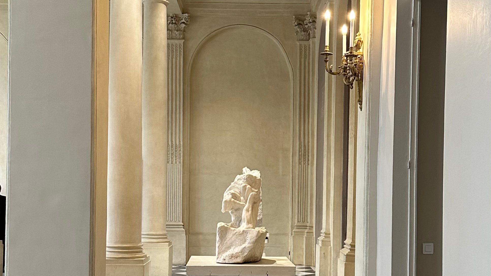 Paris Guide 001